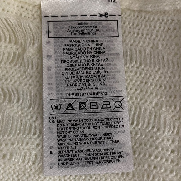 ADIDAS Women's Blue Version knit sweater cloud white Size L New/tags - Picture 5 of 5